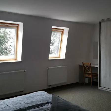 Holiday home Rodzinny Z Ogrodem - Blizej Zdroju