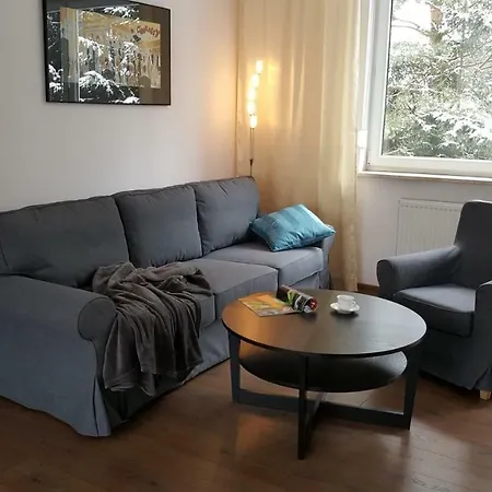 Holiday home Rodzinny Z Ogrodem - Blizej Zdroju Polanica-Zdroj