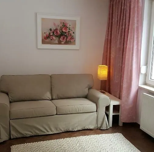 Feriehus Rodzinny Z Ogrodem - Blizej Zdroju *