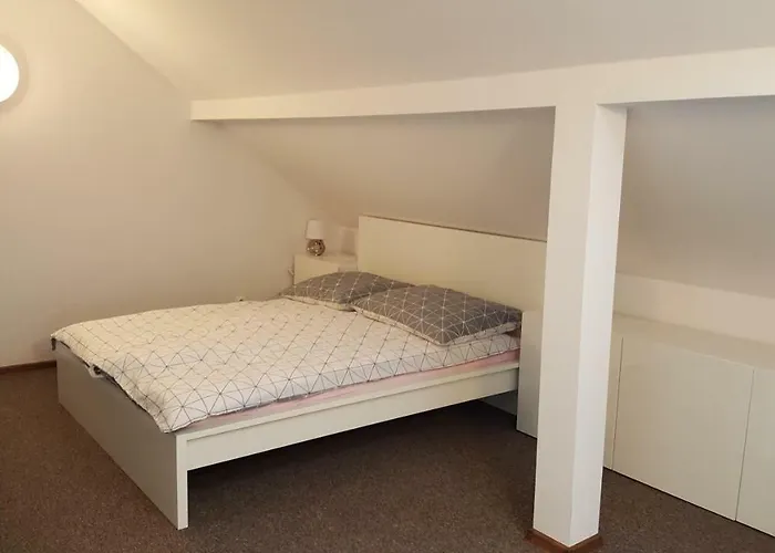 Rodzinny Z Ogrodem - Blizej Zdroju Feriehus *