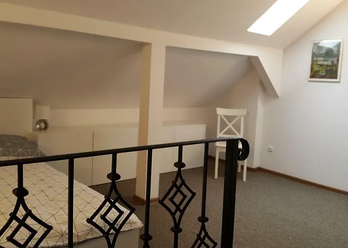 Rodzinny Z Ogrodem - Blizej Zdroju Feriehus Polanica-Zdrój